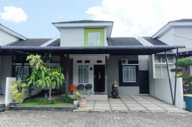 Dijual Rumah Jl. Guna Karya Perm. Royal Permata Hijau Pekanbaru
